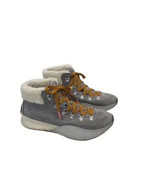 Boots Knee Flats By Sorel In Grey & Orange, Size: 12