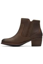 Clarks Boots Neva Zip in Taupe Leather