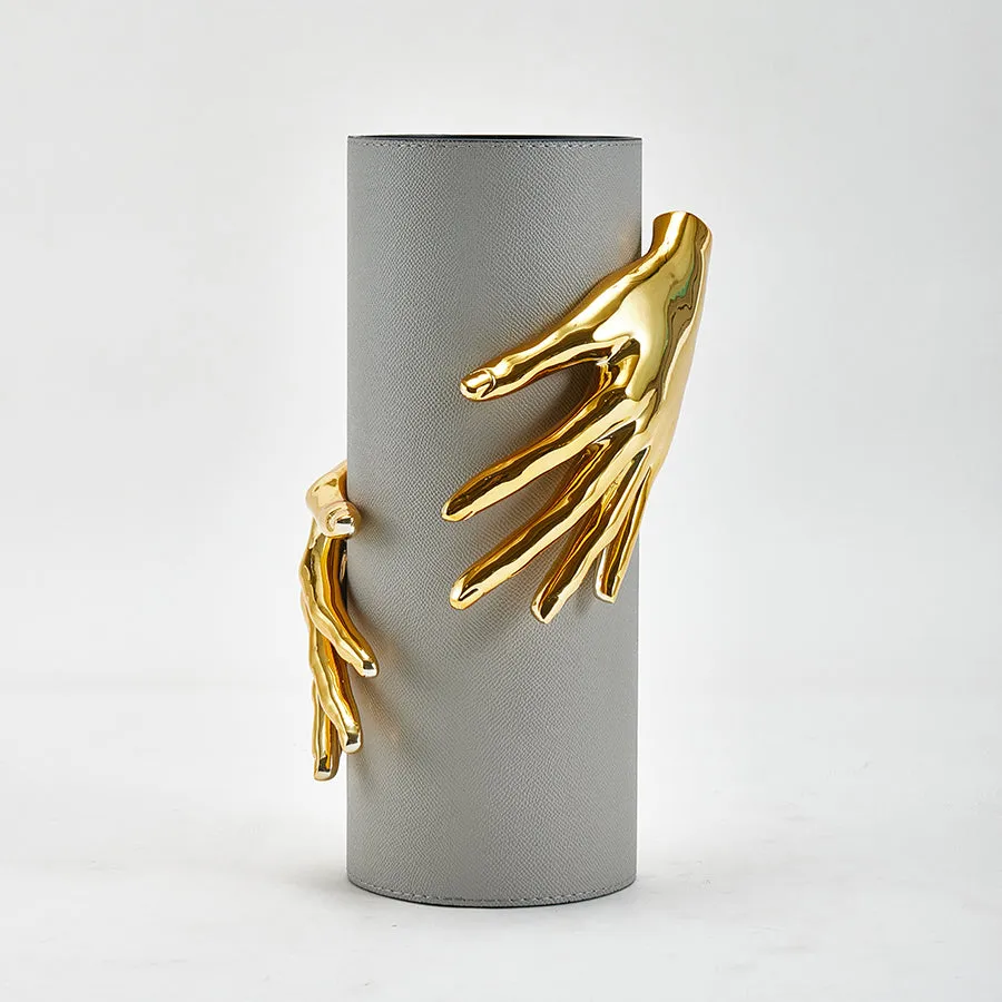 HAND VASE