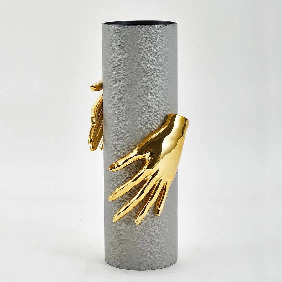 HAND VASE